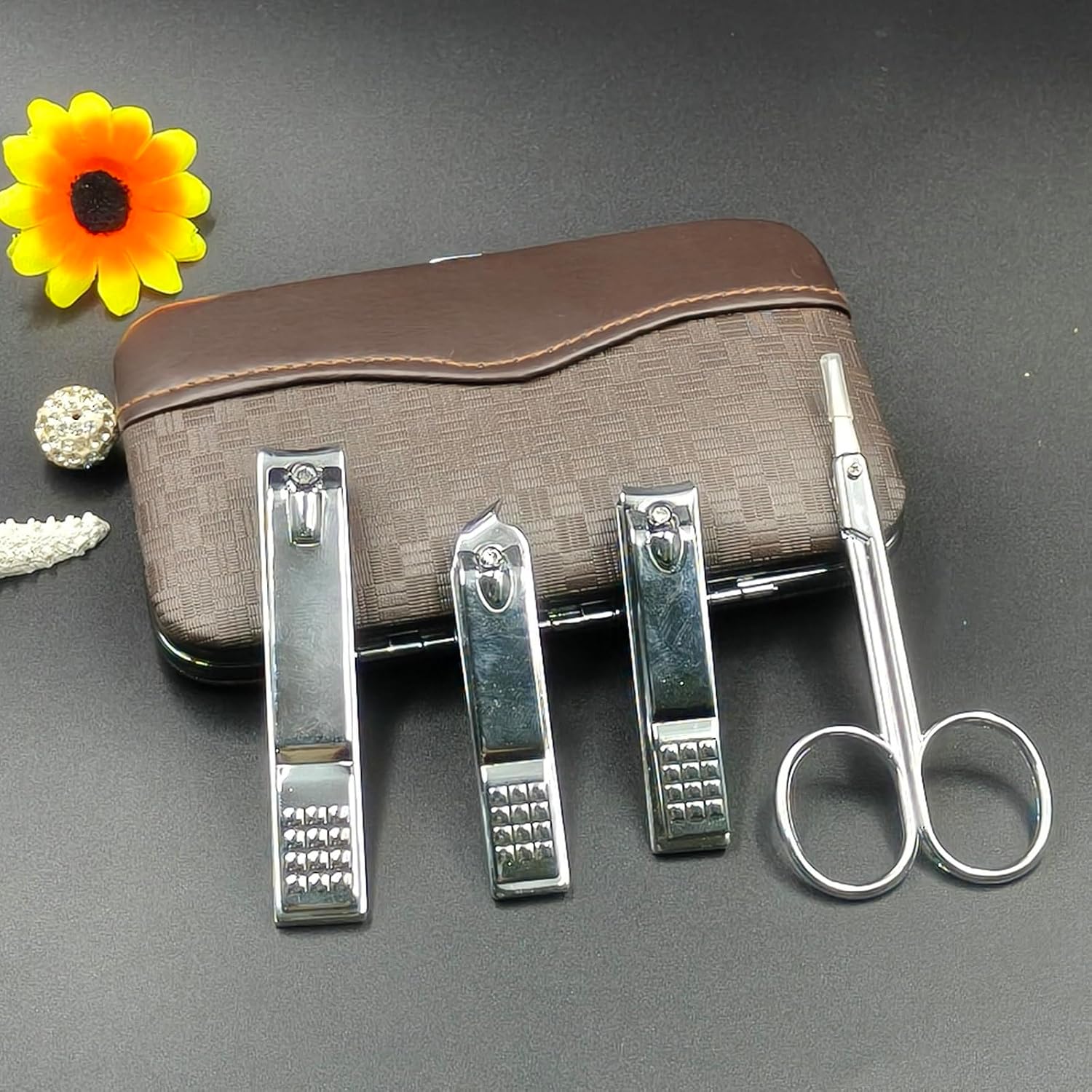 Erkekler ve Kadınlar için Mani - Mens Grooming Kit Case incelemesi ve fiyatı